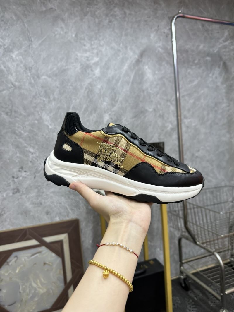 Burberry Low Shoes